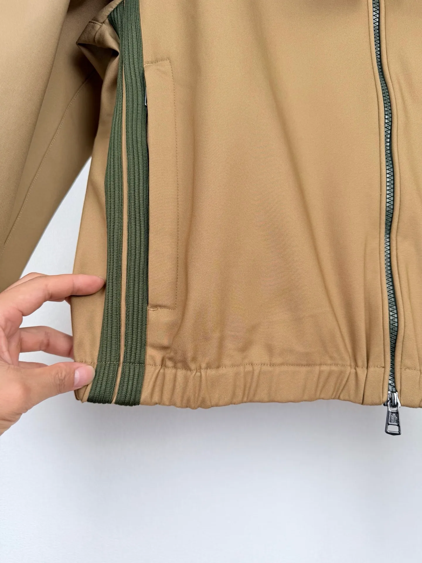MONCLER / Beige Retro Series Retro 1: Moncler 2: Moncler 3: ： 1:1 Moncler 1:1 Moncler 1:1 Moncler ： Size： S M L XL